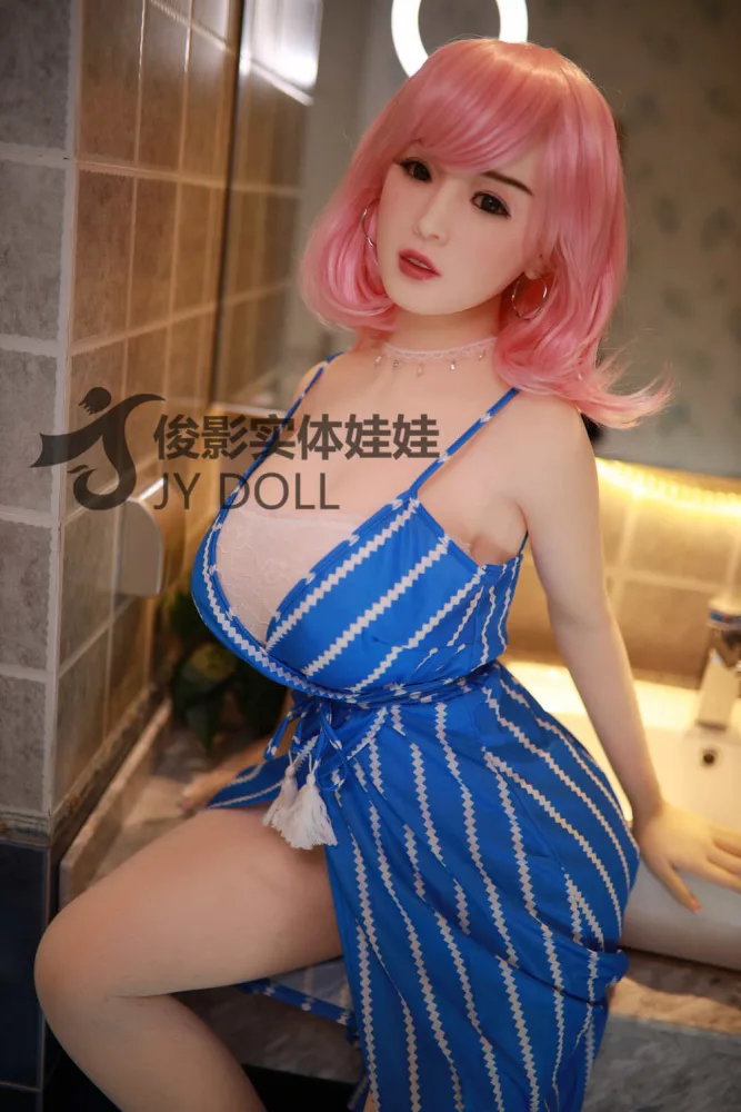 170cm/5ft7 H-cup TPE Sex Doll – Riva Lizzie view 6