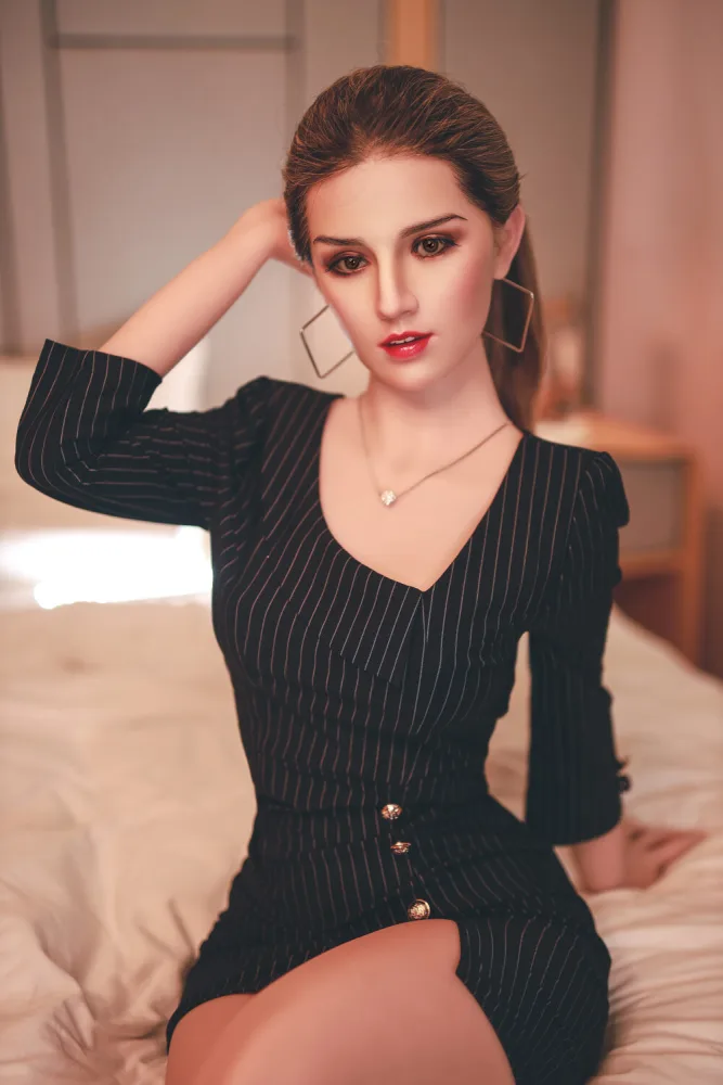 170cm/5ft7 D-cup Silicone Head Sex Doll – Melaniena