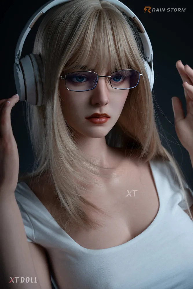 163cm/5ft4 F-cup Silicone Sex Doll – Irina view 8
