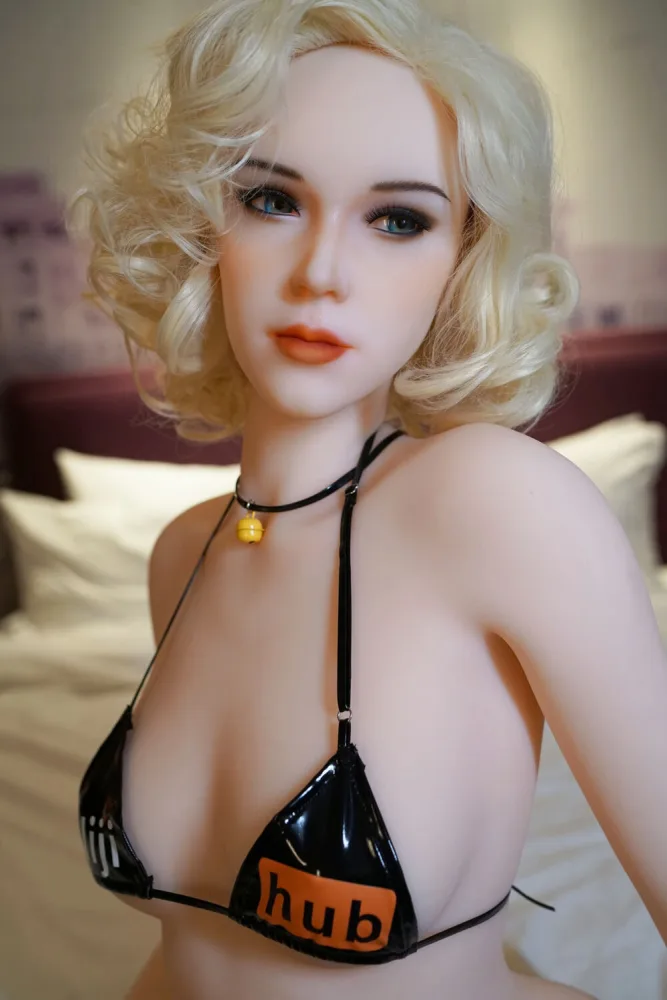 160cm/5ft3 B-cup S-TPE Sex Doll – Scarlett view 3