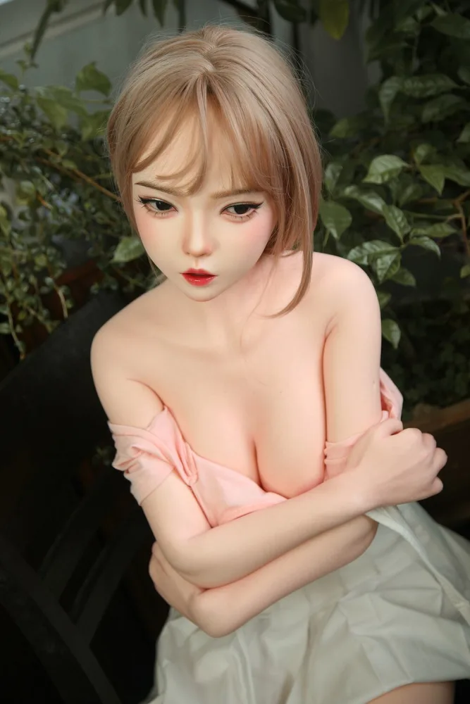 148cm/4ft10 D-cup Silicone Sex Doll – Yaoyao view 5