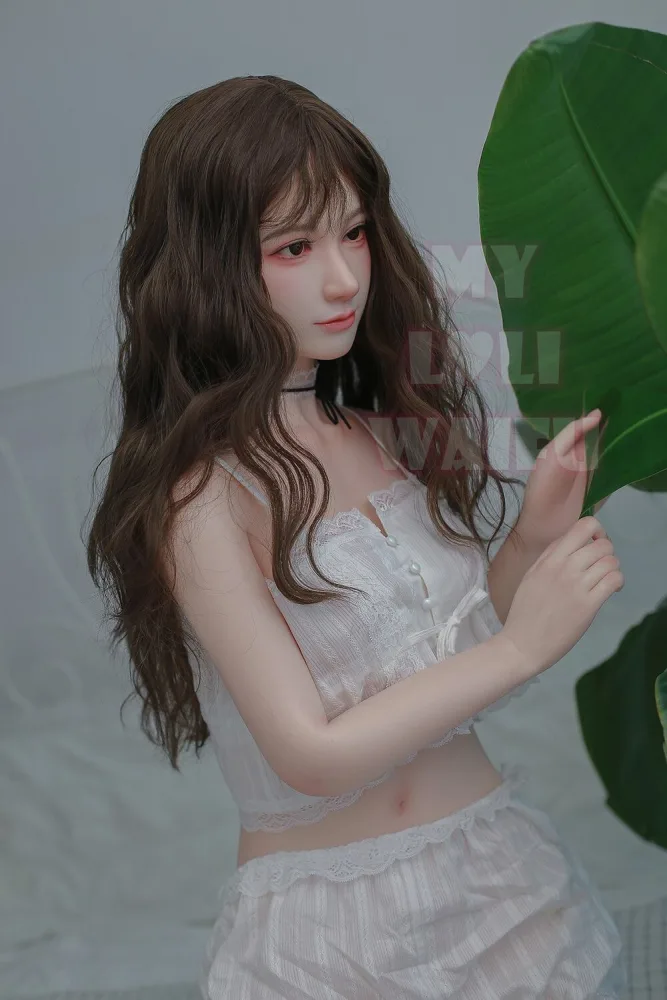 150cm/4ft11 B-cup Silicone Sex Doll – Runa view 4