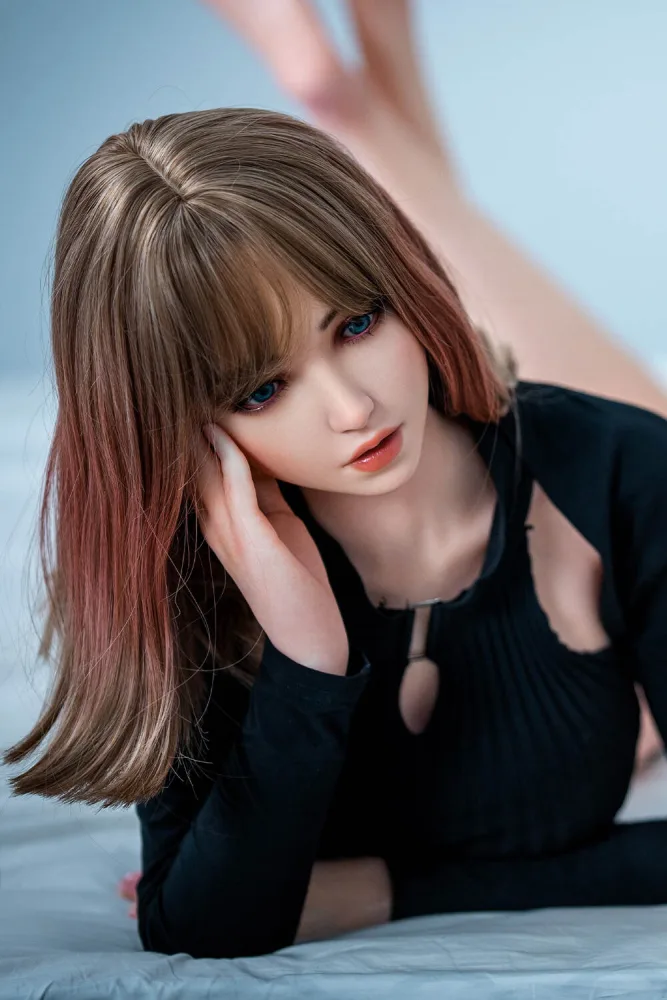 168cm/5ft6 F-cup Hyper Realistic Silicone Sex Doll – Moira John view 6