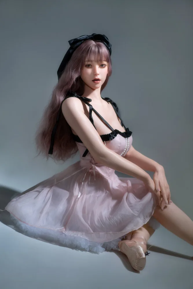 170cm/5ft7 C-cup Silicone Sex Doll – Xanthe Donne