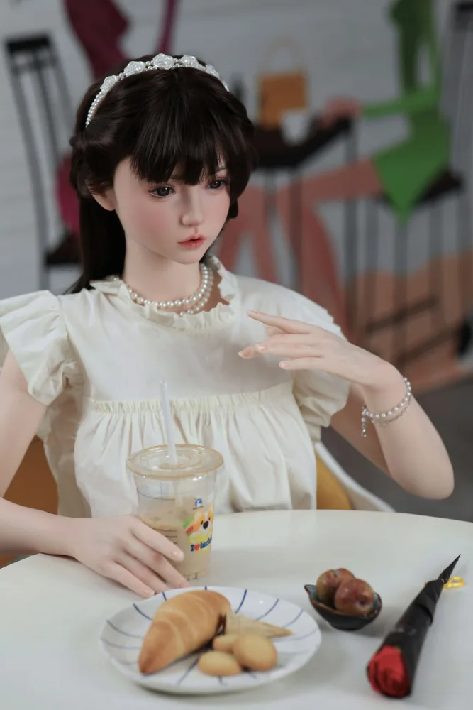 163cm/5ft4 F-cup Silicone Sex Doll – Nana view 4