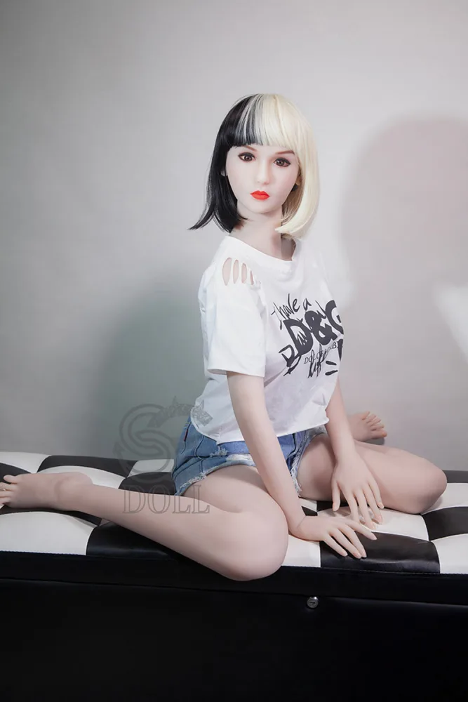 158cm/5ft2 M-cup TPE Sex Doll – Phoenix view 4