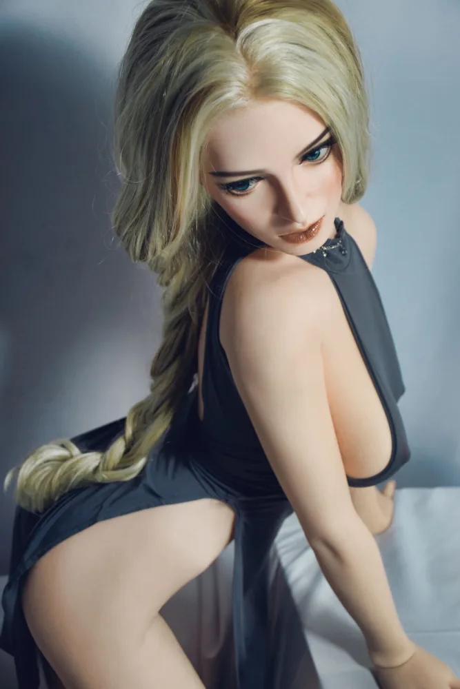 165cm/5ft5 Silicone Sex Doll – Olivia Simth view 8