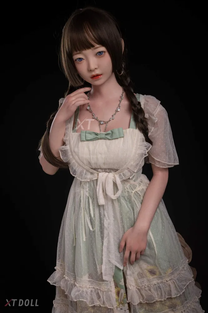 150cm/4ft11 D-cup Silicone Sex Doll – Lydia view 1