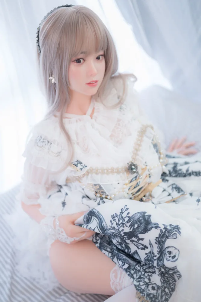 150cm/4ft11 D-cup Silicone Head Sex Doll – Mia view 5