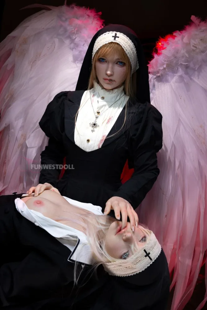 159cm/5ft3 A-cup Silicone Sex Doll – Bella (Real Skin Texture Version) view 8