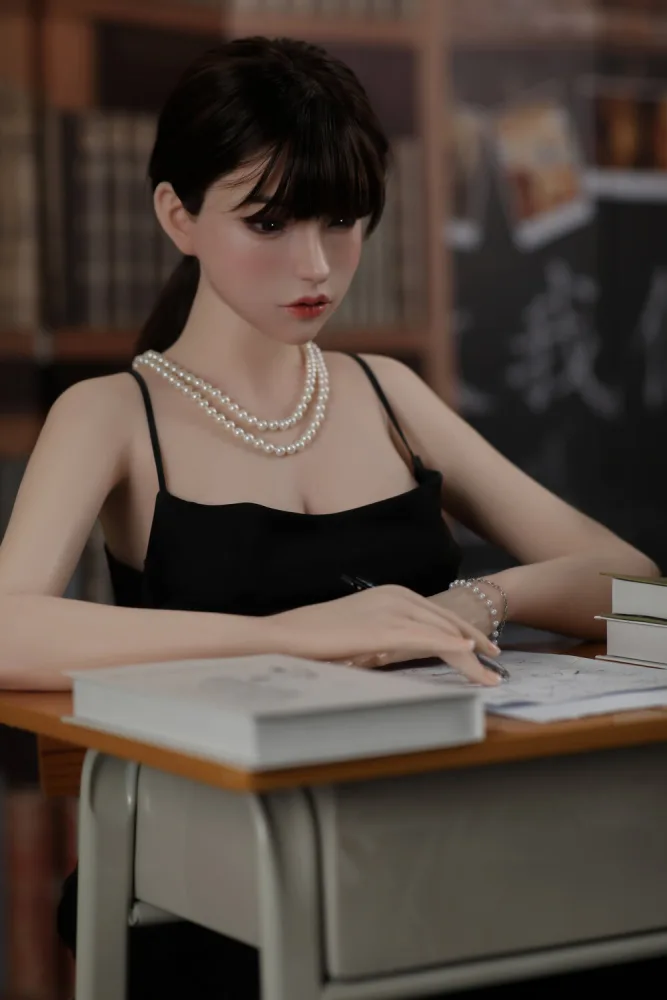 158cm/5ft2 D-cup Silicone Sex Doll – Maka view 2