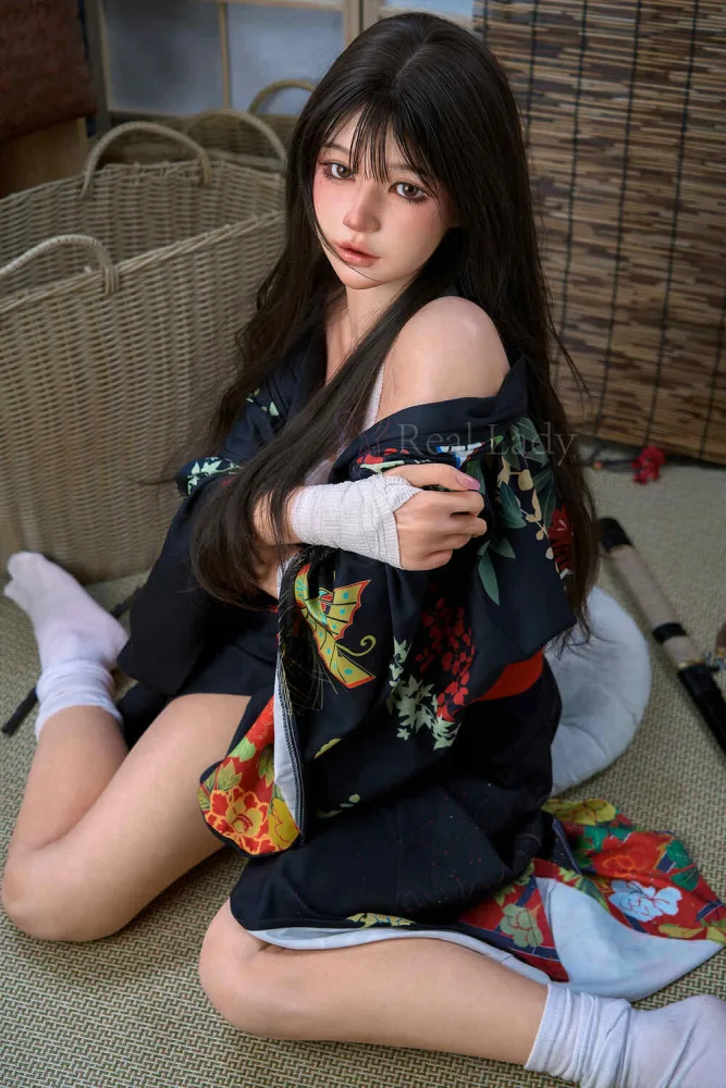 150cm/4ft11 F-cup Silicone Sex Doll Evie – Dangerous Heiress view 6