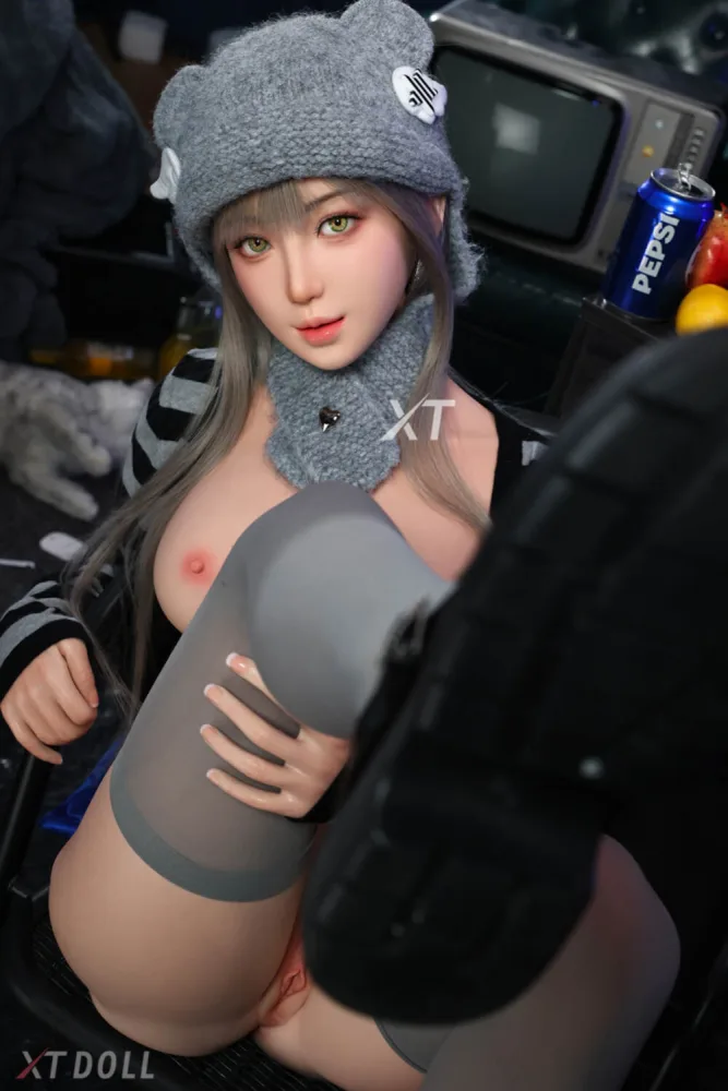 157cm/5ft2 D-cup Silicone Sex Doll – Grace view 4