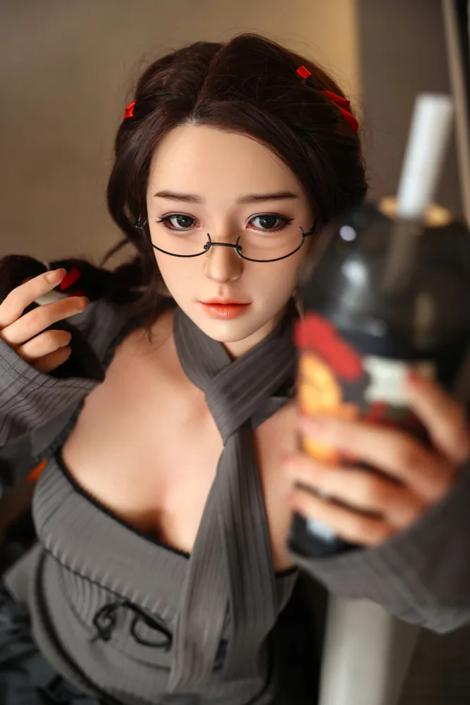 165cm/5ft5 D-cup Silicone Sex Doll – Yi Ran view 4