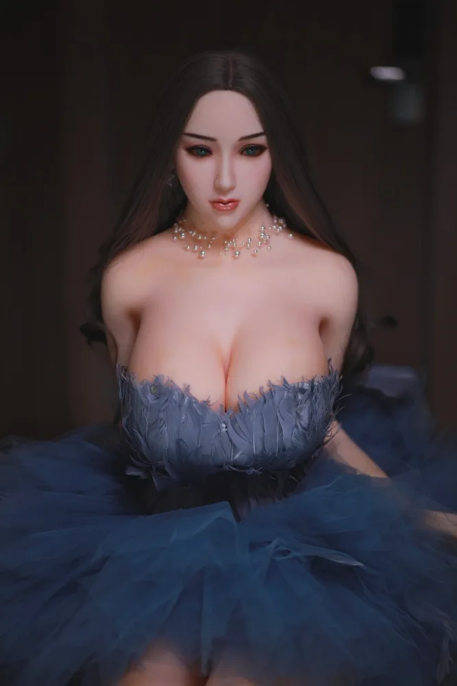 170cm/5ft7 H-cup TPE Sex Doll – Lisa Attlee view 8
