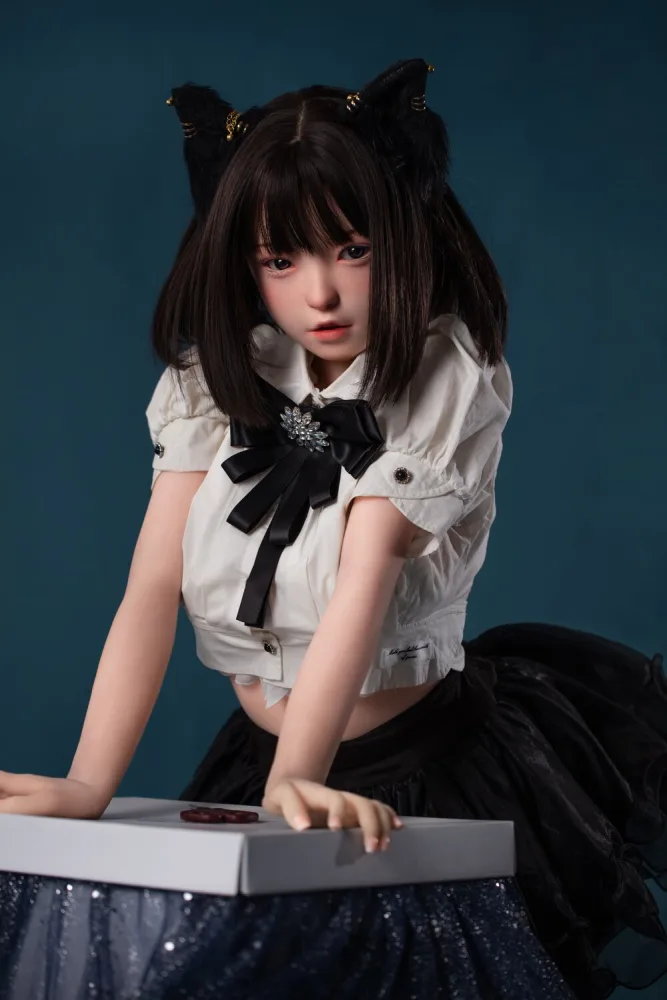 148cm/4ft10 C-cup Silicone Head Sex Doll – Sheridan view 5