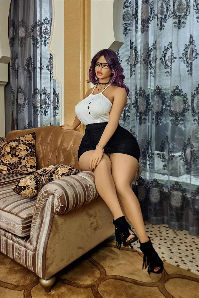 156cm/5ft1 H-cup TPE Sex Doll – Madge view 8