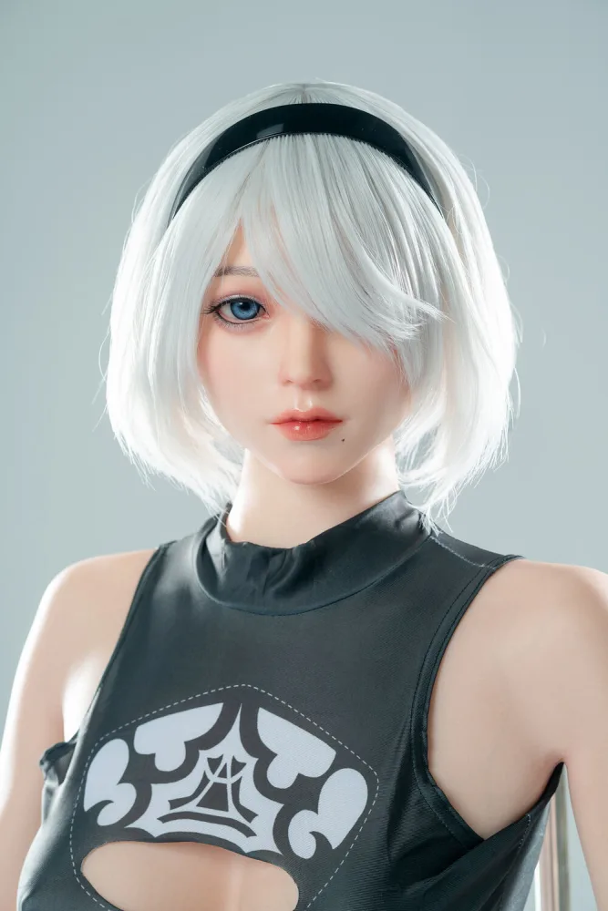 170cm/5ft7 C-cup Silicone Sex Doll – Hannah Motley view 8