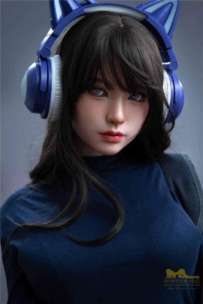 166cm/5ft5 D-cup Silicone Sex Doll – Zimia