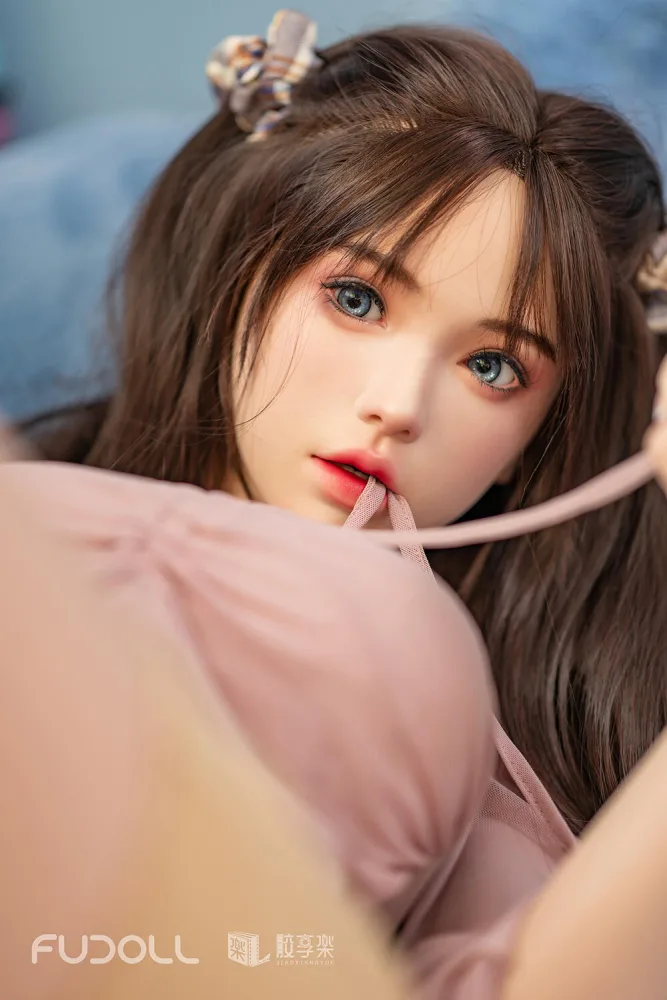 169cm/5ft7 H-cup Silicone Sex Doll – Sally view 2