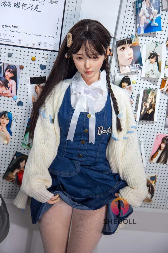 150cm/4ft11 B-cup Silicone Head Sex Doll – Yuanyuan view 3