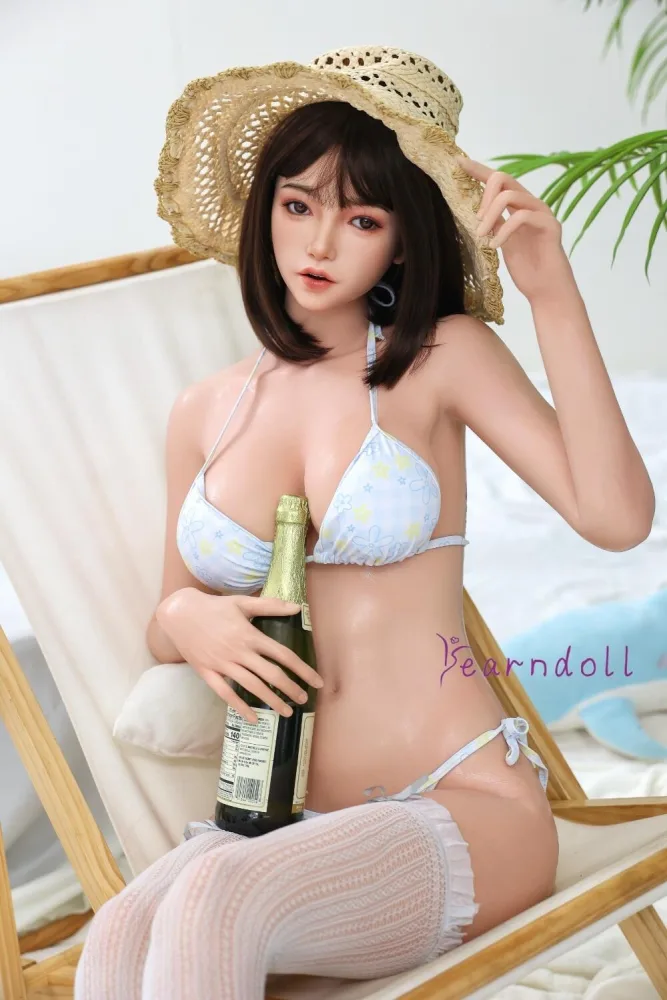 158cm/5ft2 F-cup Silicone Sex Doll – Manna (Real Skin Texture Version)