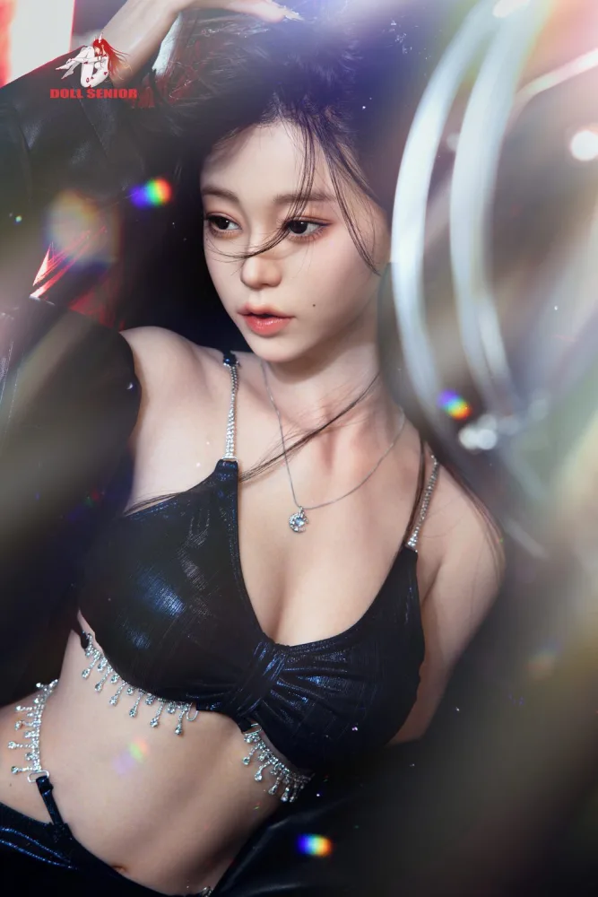 165cm/5ft5 B-cup Silicone Sex Doll – Songying (Real Skin Texture Version) view 2