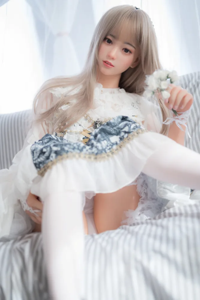 150cm/4ft11 D-cup Silicone Head Sex Doll – Mia view 2