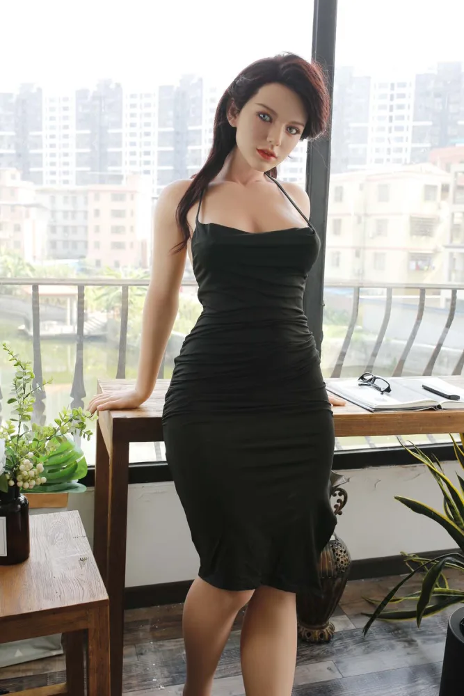 165cm/5ft5 D-cup Silicone Head Sex Doll – Estefania