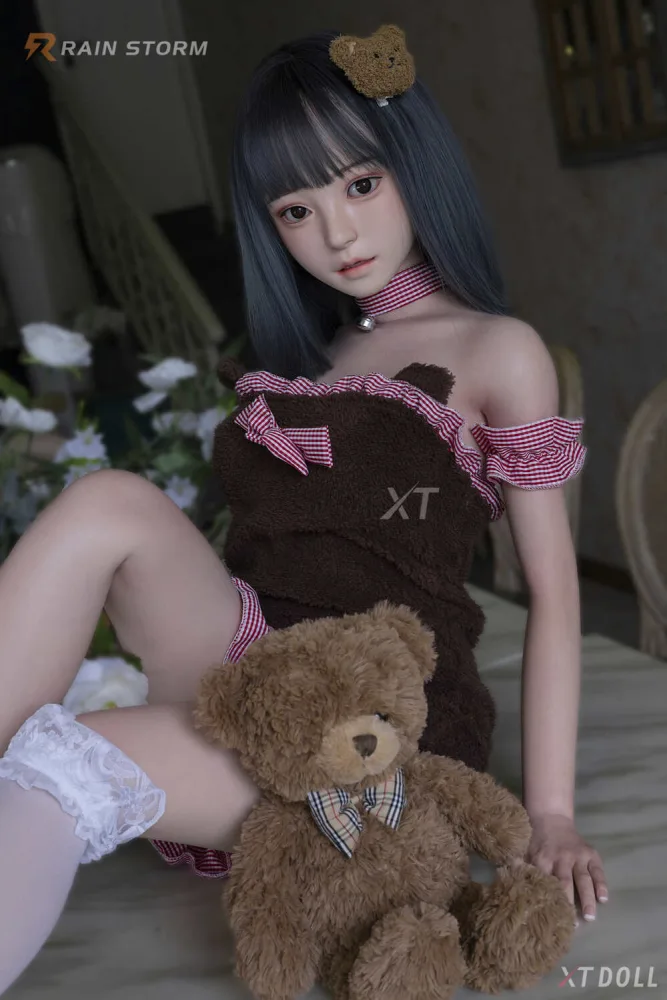 150cm/4ft11 D-cup Silicone Sex Doll – Akira view 1