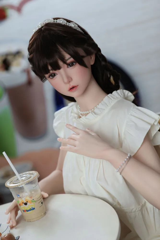 163cm/5ft4 F-cup Silicone Sex Doll – Nana view 6