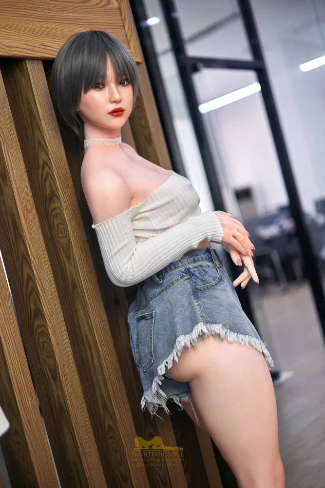 152cm/4ft12 A-cup Silicone Sex Doll – Finley view 5
