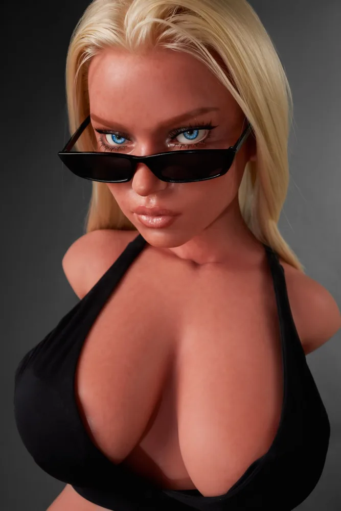 [CLM ULW Series] 100cm/3ft3 E-cup Ultra Lightweight Silicone Sex Doll Torso – Fiora view 4
