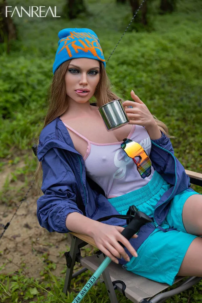 155cm/5ft1 F-cup Silicone Sex Doll – Kelly (Real Skin Texture Version)