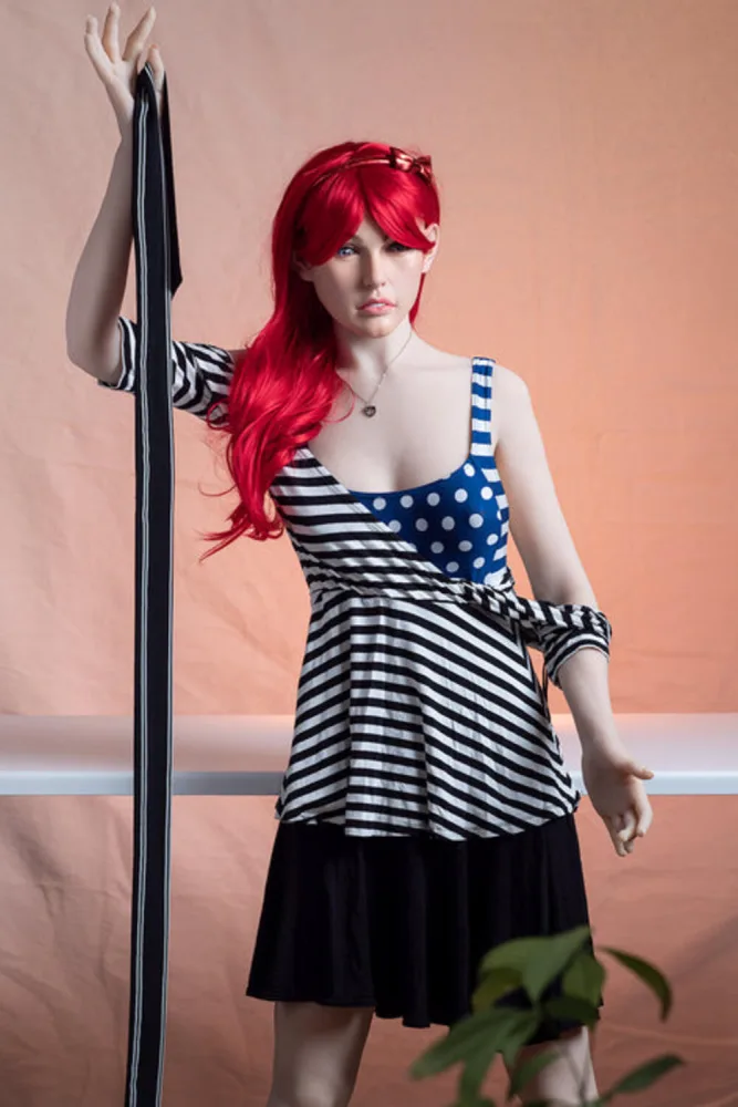 168cm/5ft6 C-cup Silicone Head Sex Doll – Collet view 3
