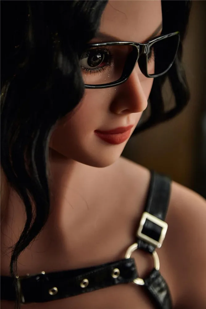168cm/5ft6 F-cup TPE Sex Doll – Hellena view 4