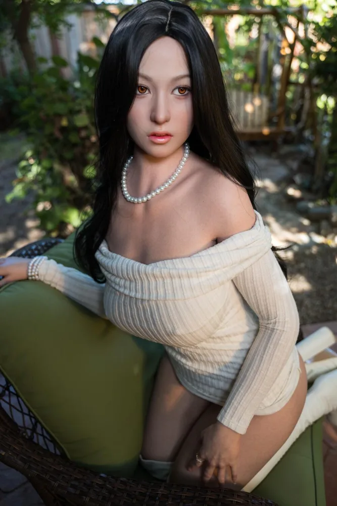 167cm/5ft6 F-cup Real Skin Texture Silicone Sex Doll – WanZhi