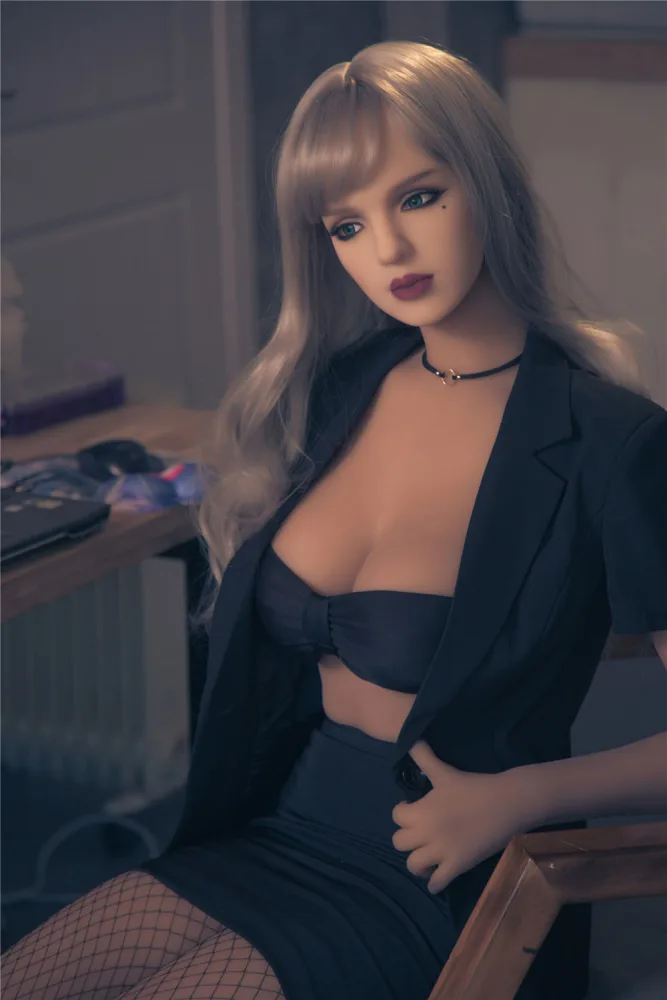 170cm/5ft7 G-cup TPE Sex Doll – Laureen view 8