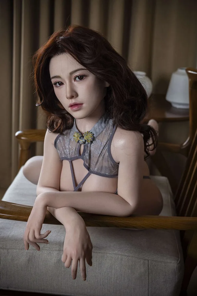 151cm/4ft11 B-cup Silicone Head Sex Doll – Nina view 4
