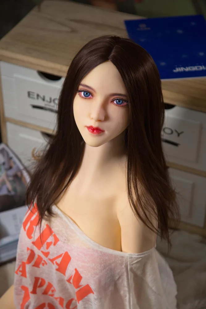158cm/5ft2 G-cup TPE Sex Doll – Renata view 6