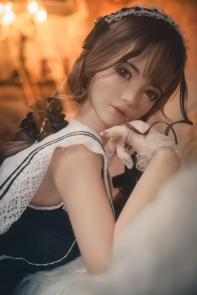 150cm/4ft11 B-cup Silicone Head Sex Doll – Ziyun view 3