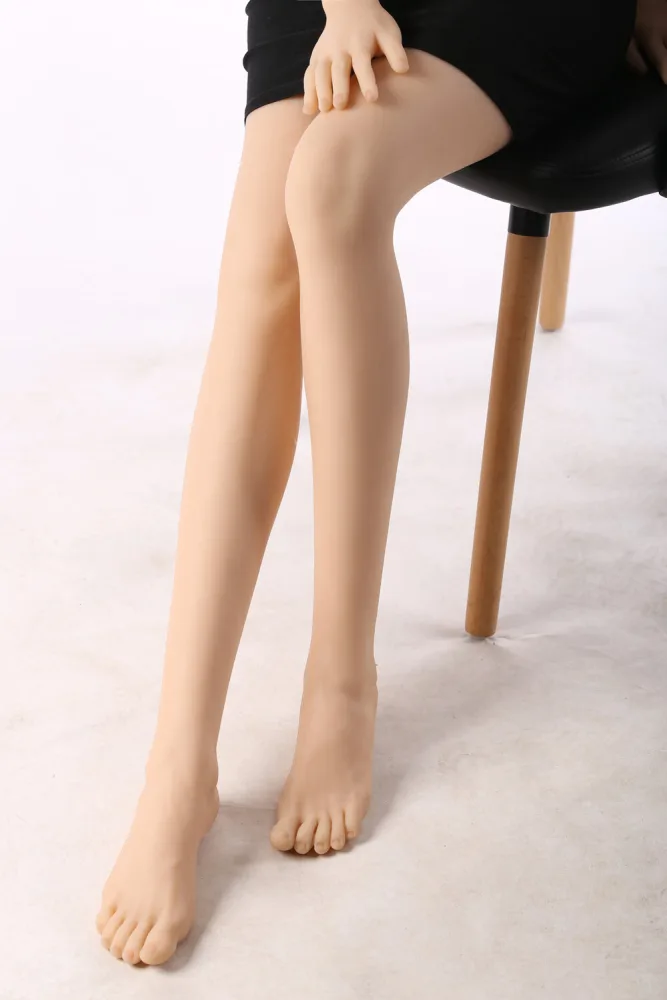 158cm/5ft2 F-cup Silicone Sex Doll – Queena view 6