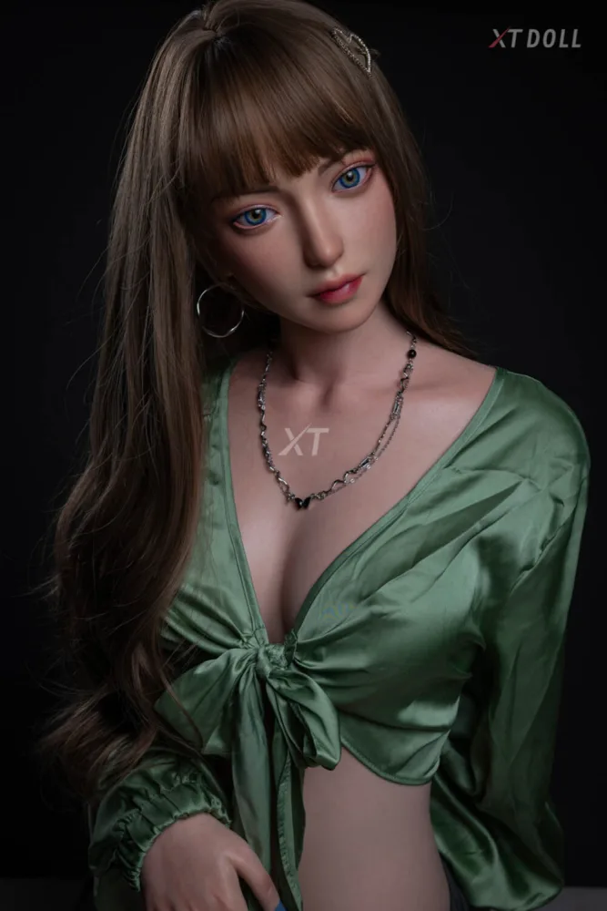 164cm/5ft5 C-cup Silicone Sex Doll – Flora view 7