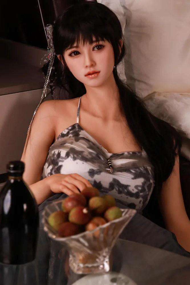 158cm/5ft2 F-cup Silicone Sex Doll – Xiaonuo