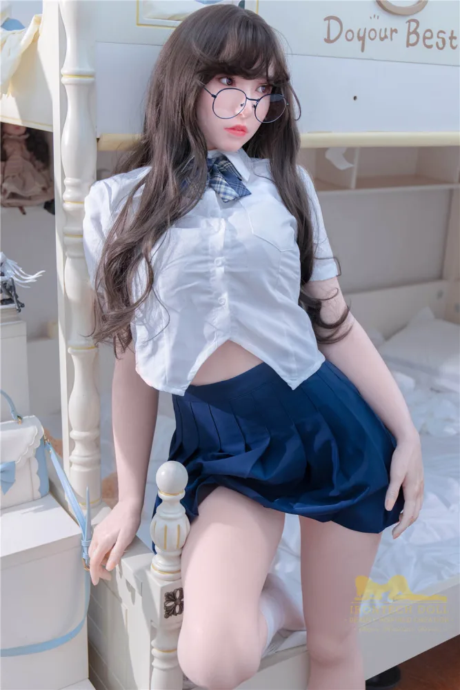 168cm/5ft6 B-cup Silicone Sex Doll – Susie Victor view 8