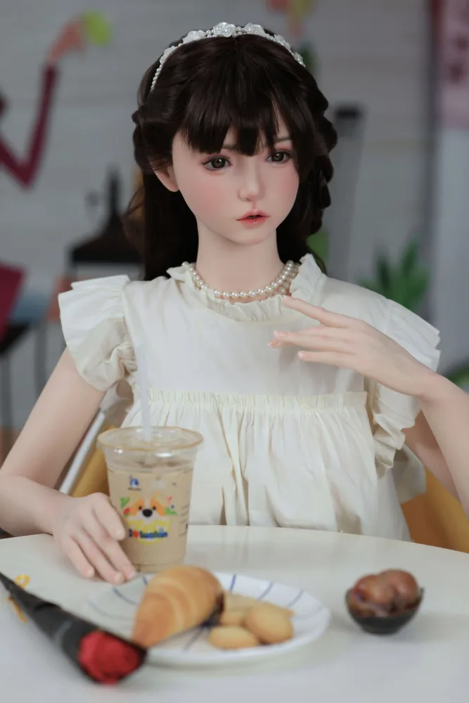 163cm/5ft4 F-cup Silicone Sex Doll – Nana view 2