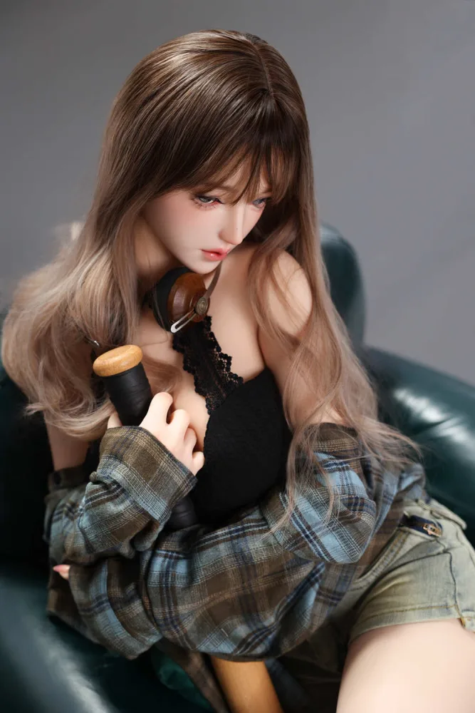 150cm/4ft11 B-cup Silicone Sex Doll – Liu Li view 3