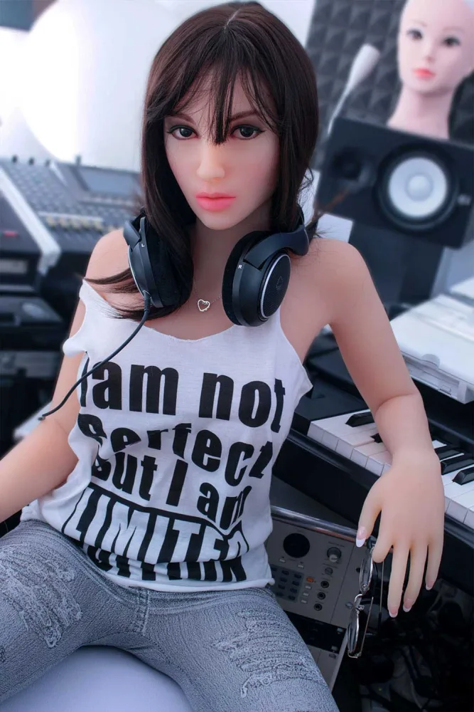 155cm/5ft1 F-cup TPE Sex Doll – Nikki view 2
